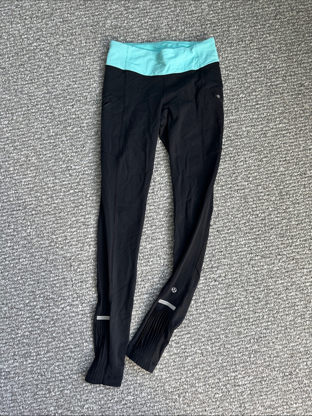 lululemon athletica Black Leggings with pockets